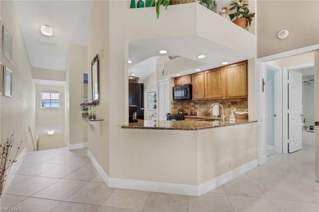 3941 Leeward Passage CT # 205, BONITA SPRINGS FL 34134-6