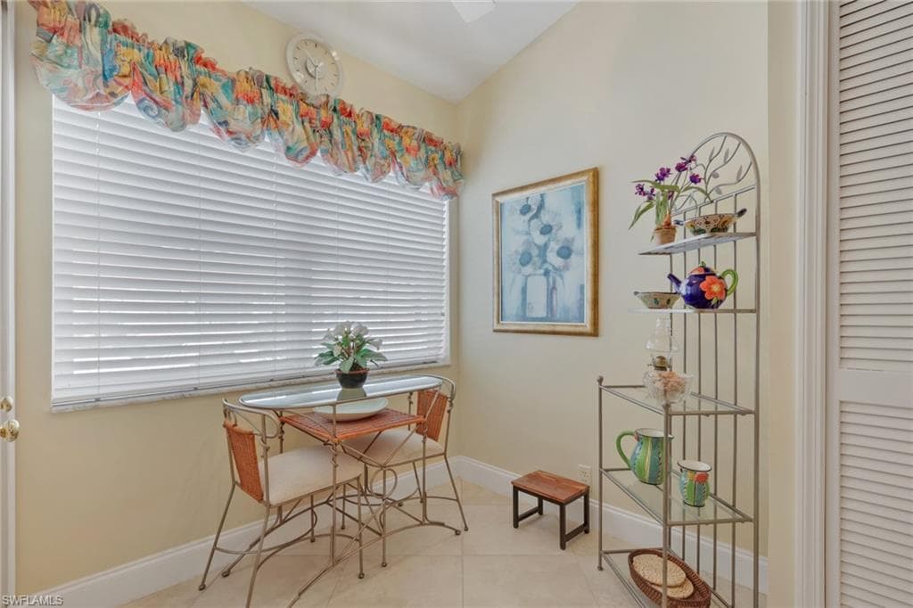3941 Leeward Passage CT # 205, BONITA SPRINGS FL 34134-4