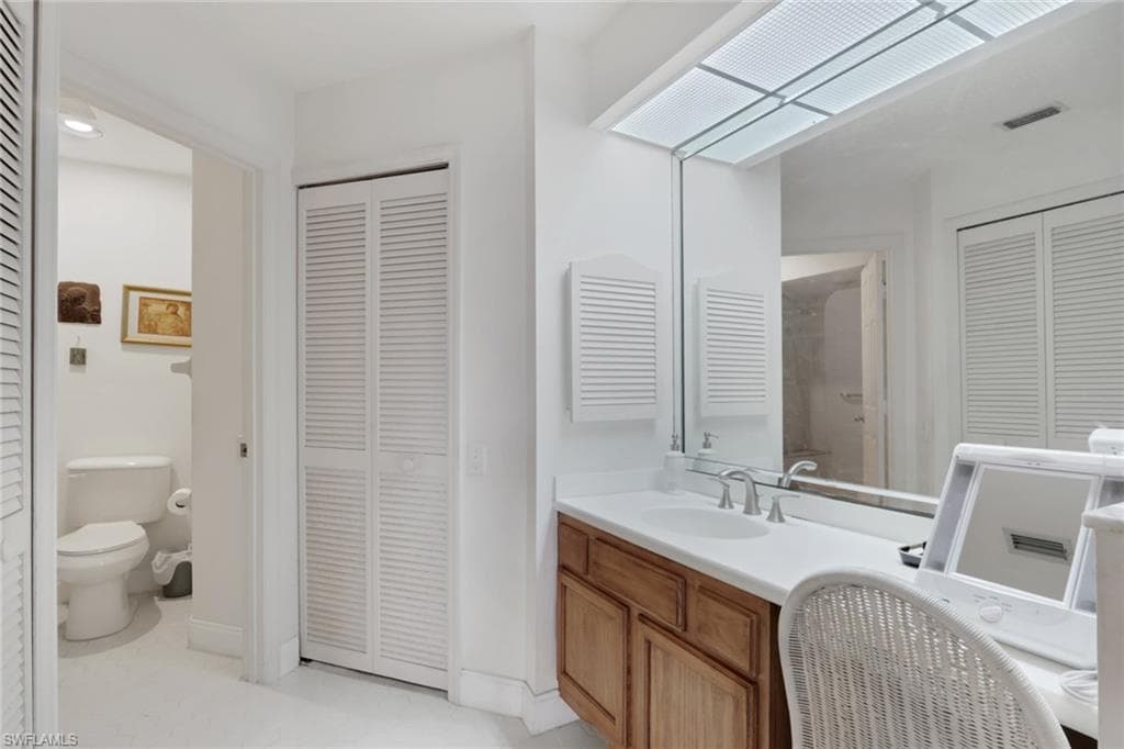 3941 Leeward Passage CT # 205, BONITA SPRINGS FL 34134-17