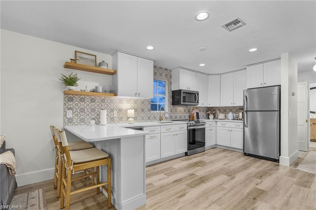 6155 Standing Oaks LN, NAPLES FL 34119-31