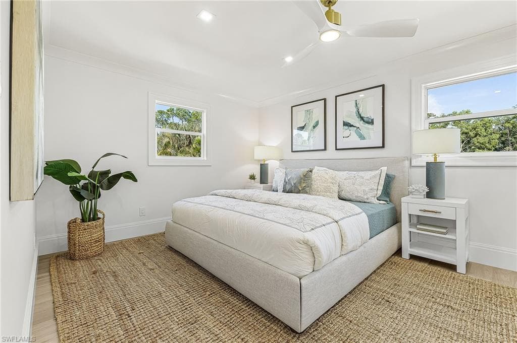 6155 Standing Oaks LN, NAPLES FL 34119-28