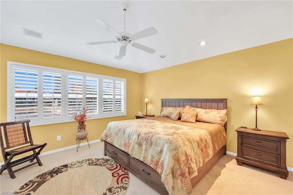 1335 Old Oak LN, NAPLES FL 34110-5