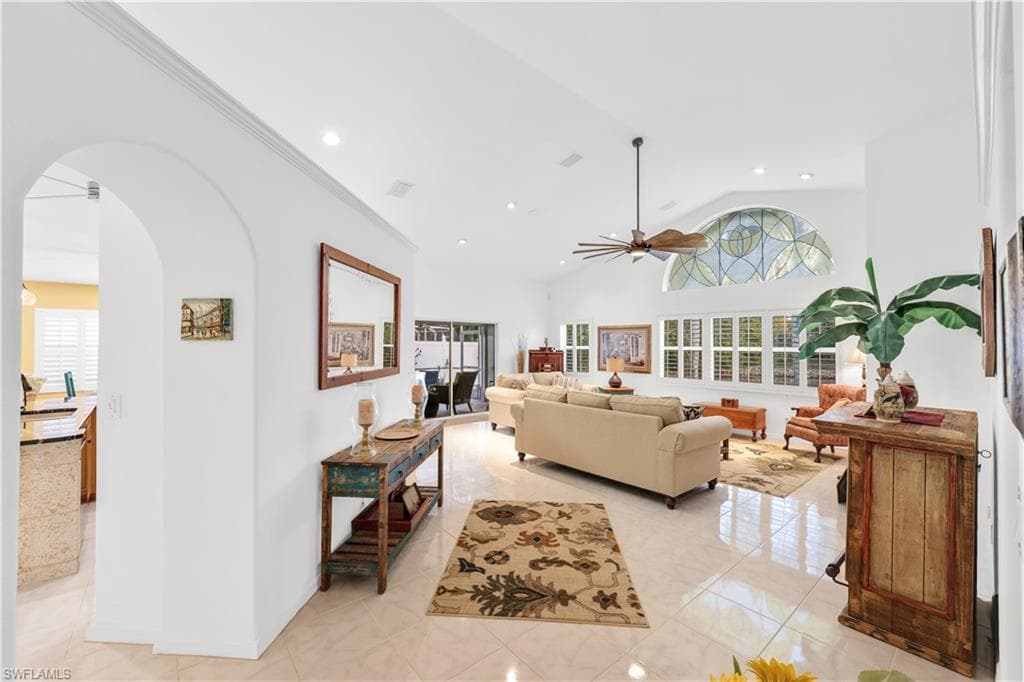 1335 Old Oak LN, NAPLES FL 34110-3