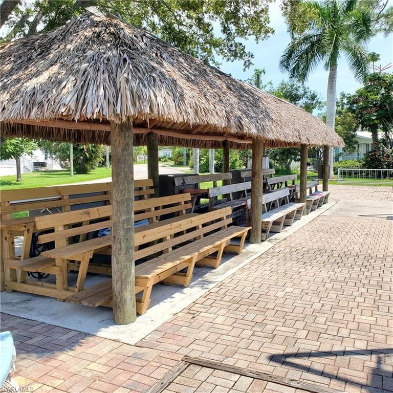 10823 Ani CIR, ESTERO FL 33928-30