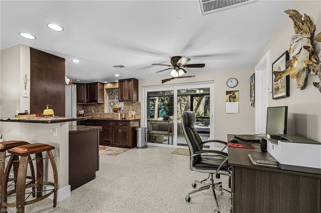2563 Weeks AVE, NAPLES FL 34112-15