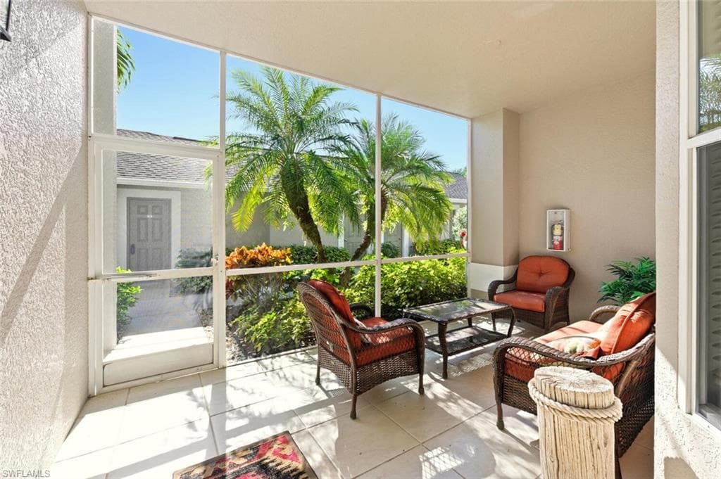 8575 Naples Heritage DR # 116, NAPLES FL 34112-5