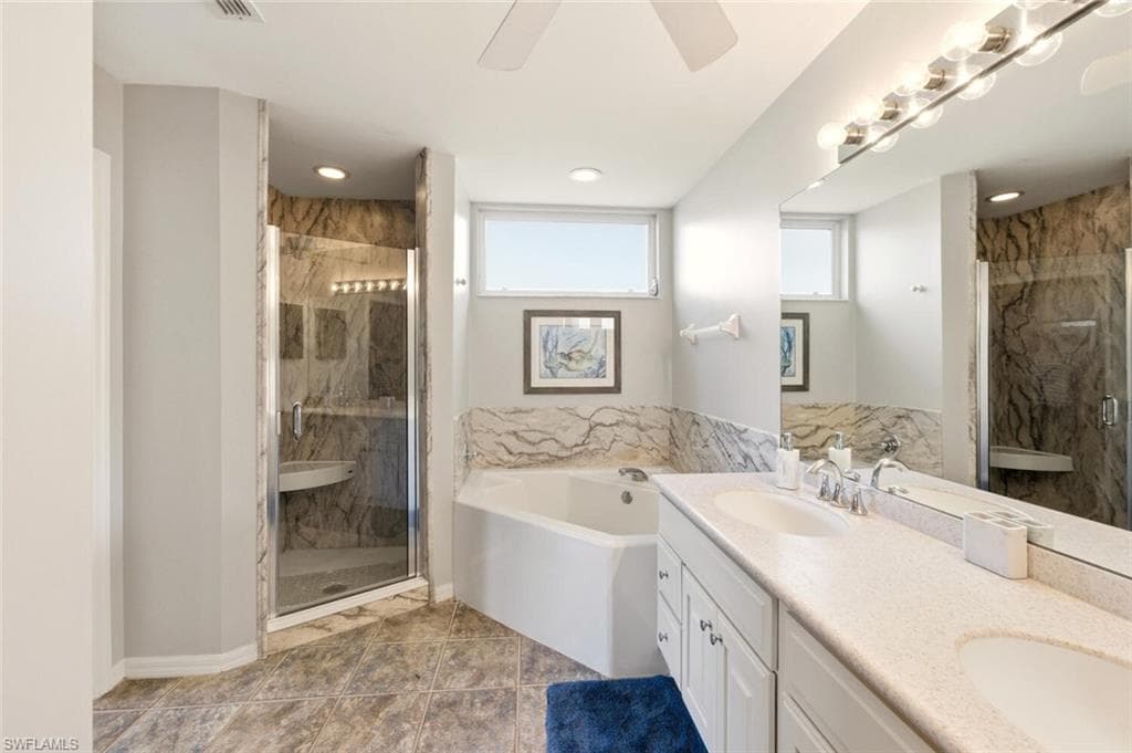 8575 Naples Heritage DR # 116, NAPLES FL 34112-21