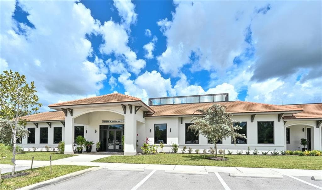 8575 Naples Heritage DR # 116, NAPLES FL 34112-37