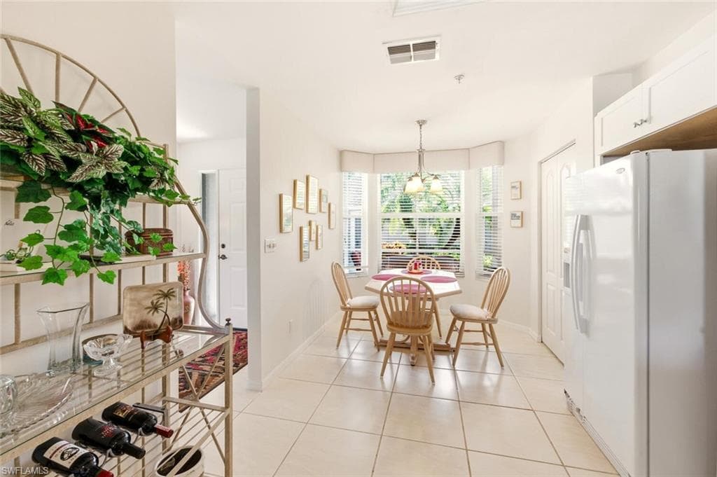 8575 Naples Heritage DR # 116, NAPLES FL 34112-14