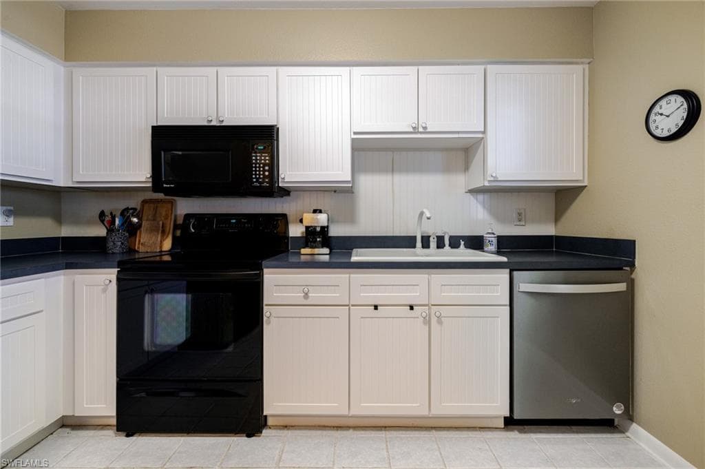 6869 Bogey DR, FORT MYERS FL 33919-5