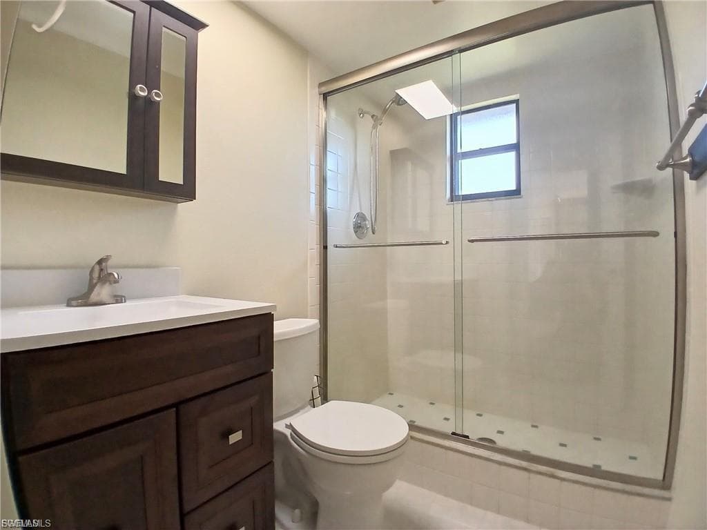 17226 Castleview DR, NORTH FORT MYERS FL 33917-16