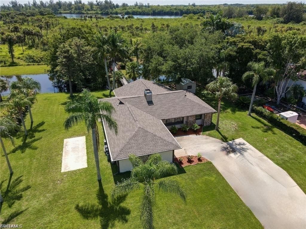 17226 Castleview DR, NORTH FORT MYERS FL 33917-2
