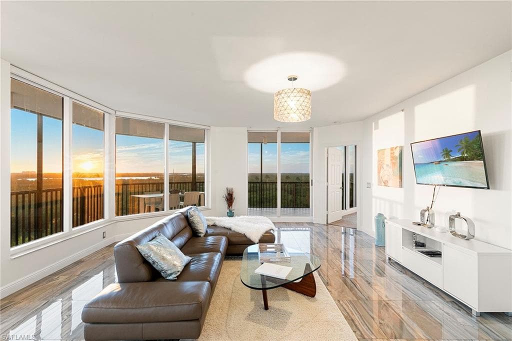 1065 Borghese LN # 701, NAPLES FL 34114-6