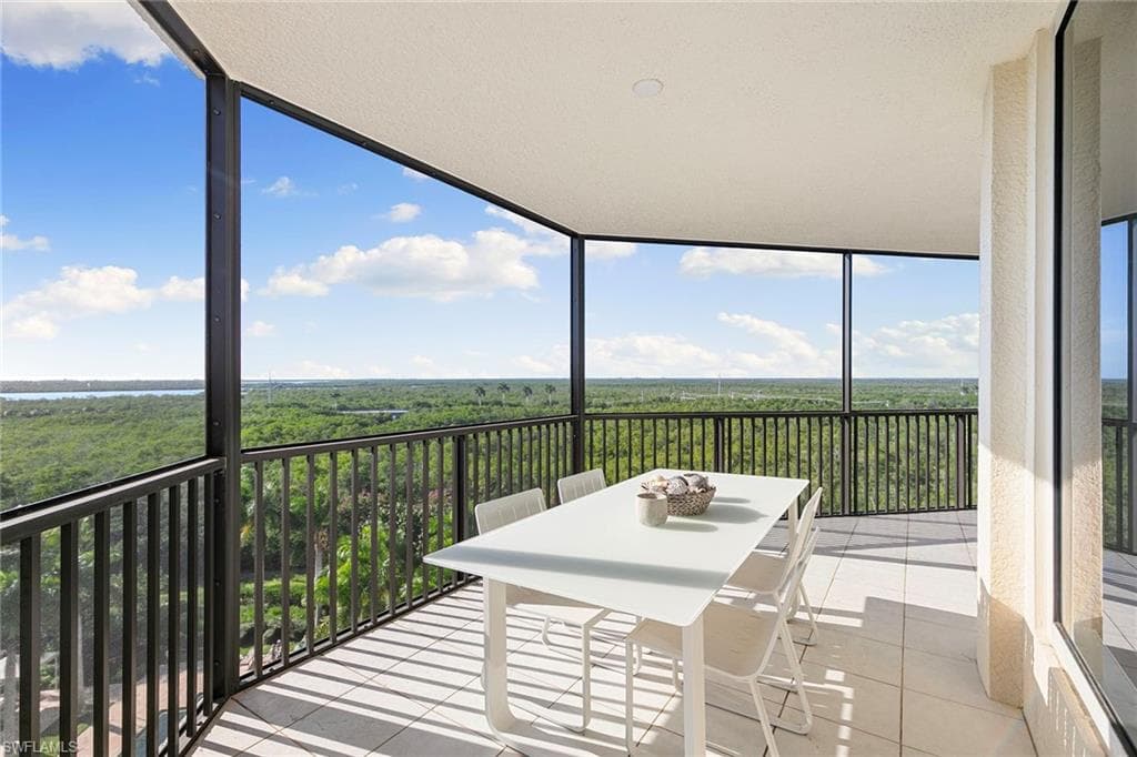 1065 Borghese LN # 701, NAPLES FL 34114-17