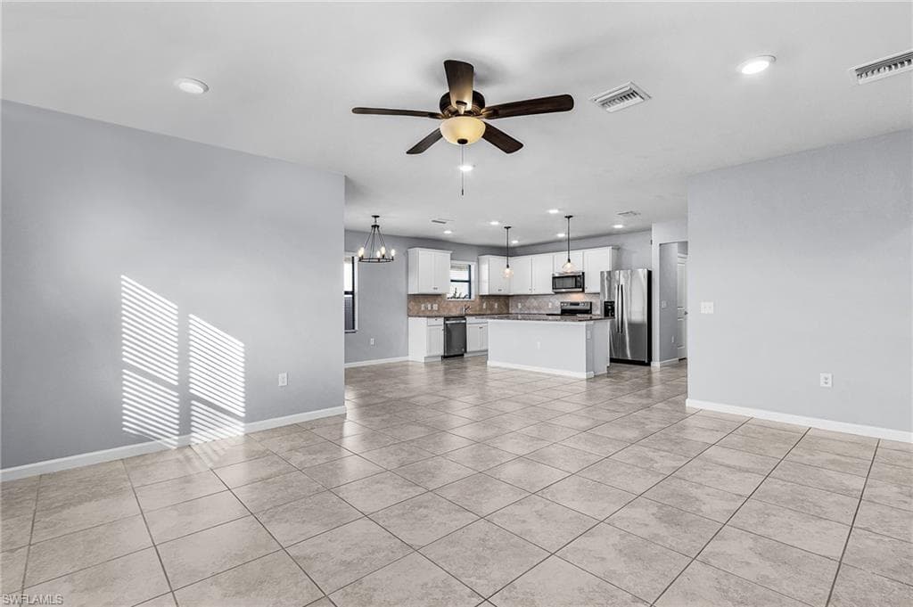 16033 Beachberry DR, NORTH FORT MYERS FL 33917-6