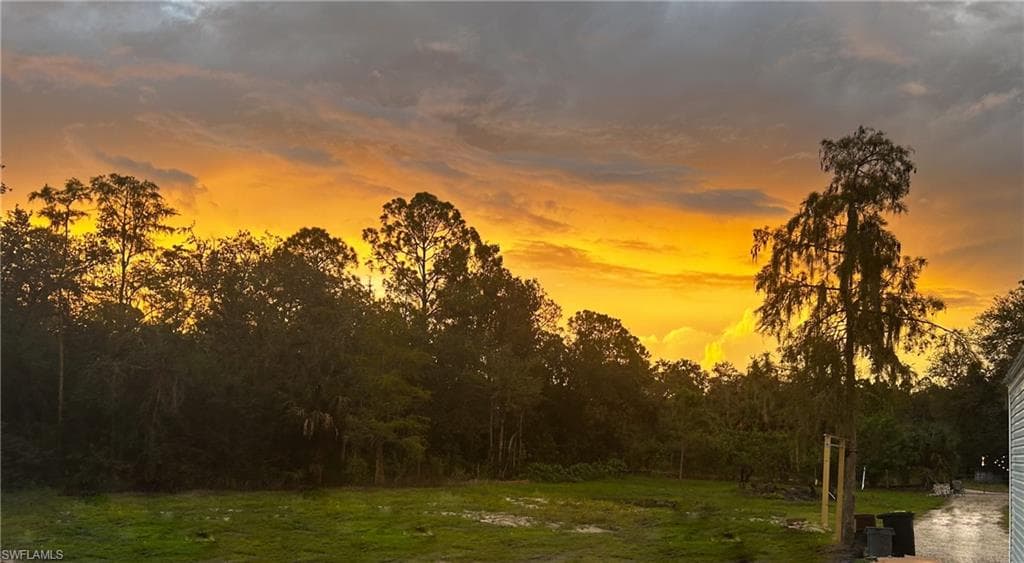 22950 Tinas LN, FORT MYERS FL 33913-24