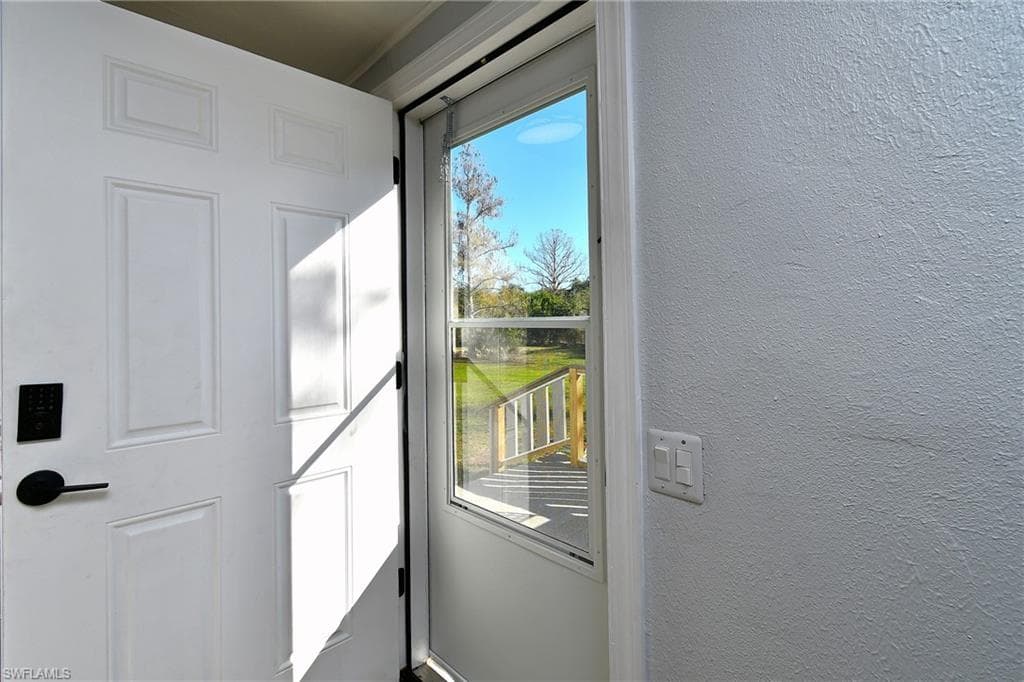 22950 Tinas LN, FORT MYERS FL 33913-11