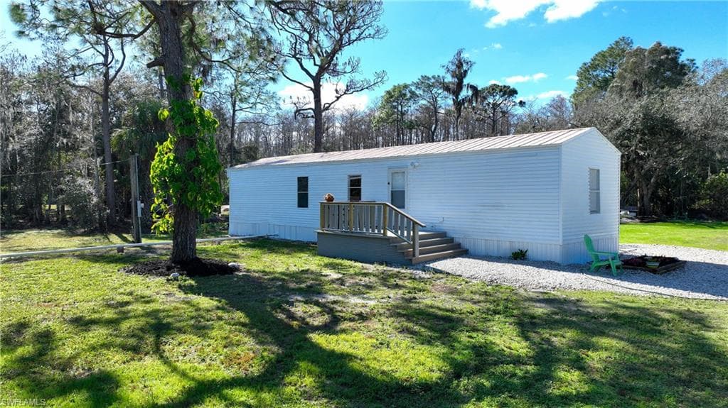 22950 Tinas LN, FORT MYERS FL 33913-9