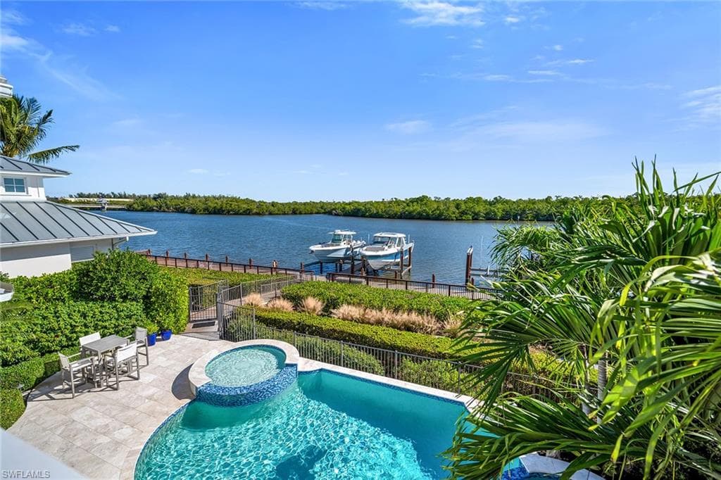 185 15th ST S, NAPLES FL 34102-34