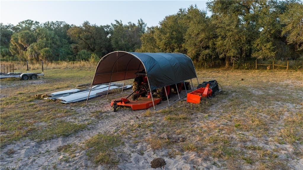 894 Cemetery RD, LABELLE FL 33935-9