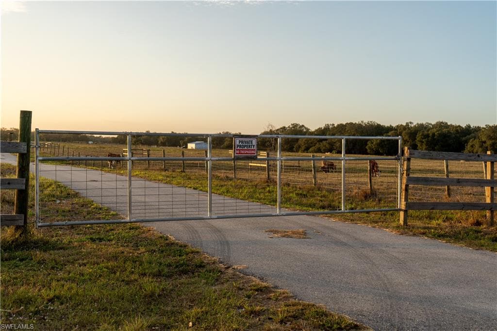 894 Cemetery RD, LABELLE FL 33935-7