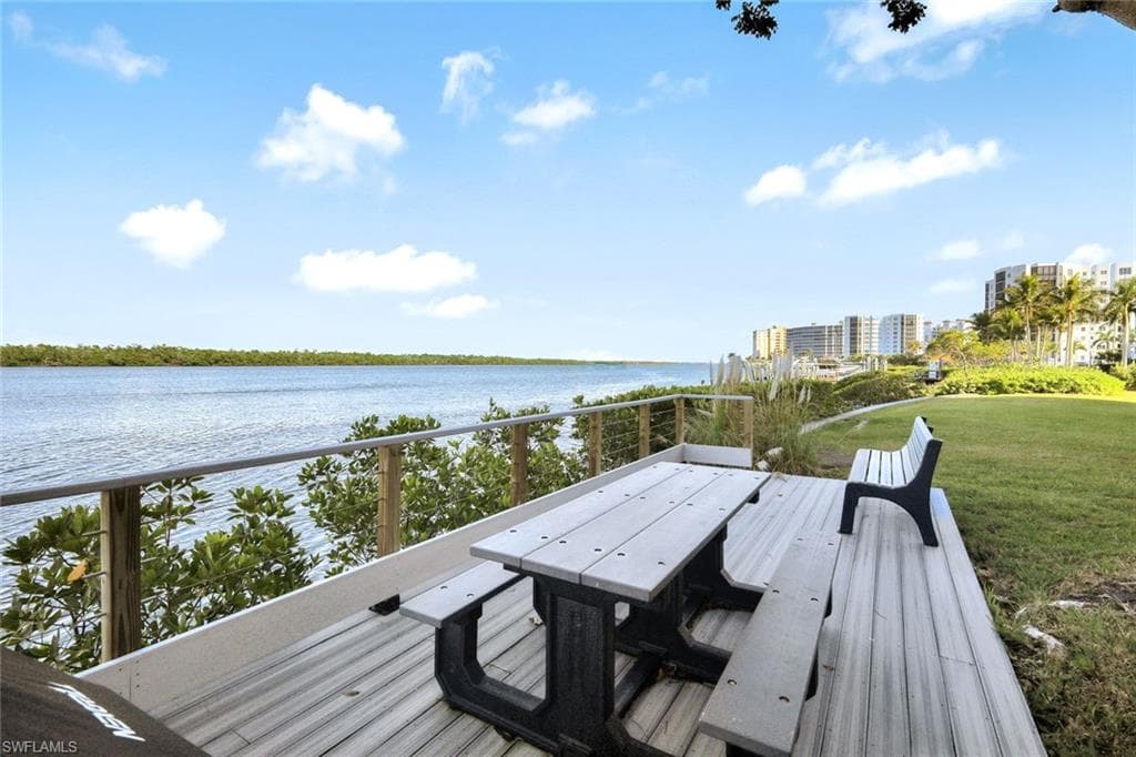 4203 Bay Beach LN # 5E, FORT MYERS BEACH FL 33931-16