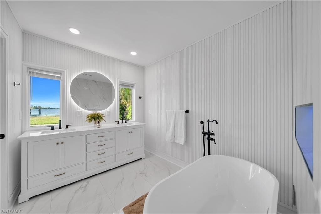 4369 Cypress LN, FORT MYERS FL 33905-27