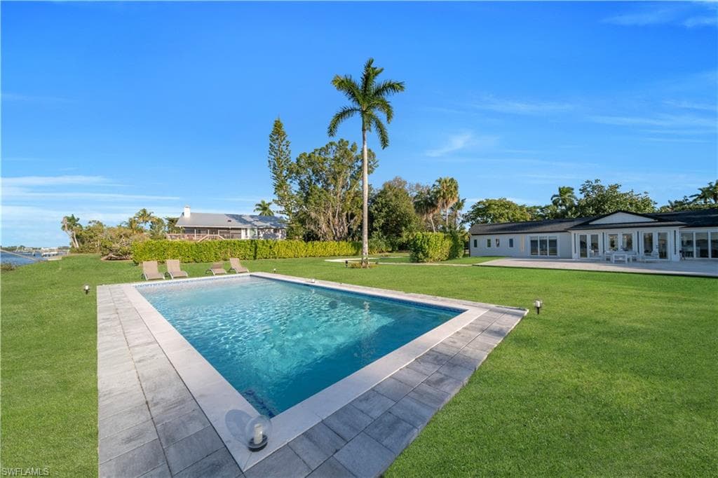 4369 Cypress LN, FORT MYERS FL 33905-32
