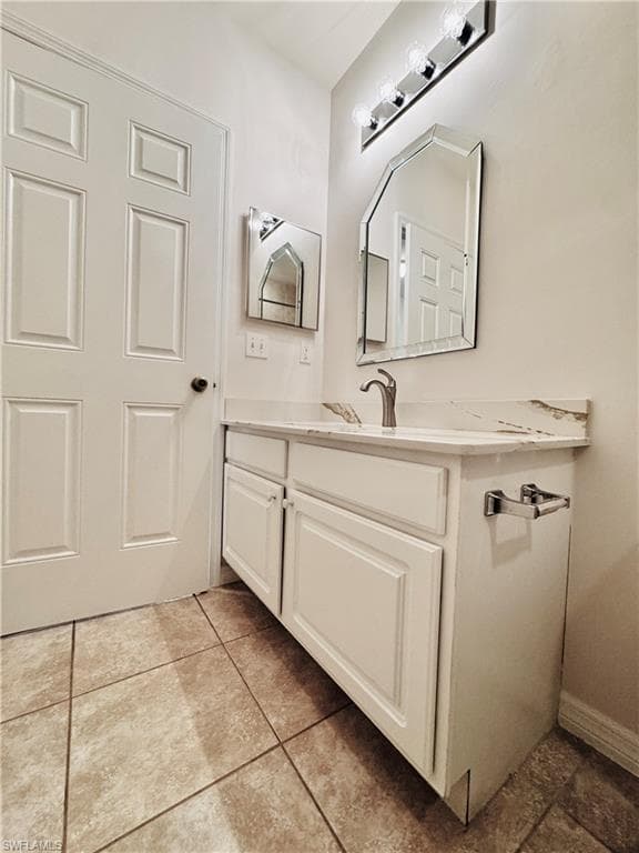 10010 Maddox LN # 318, BONITA SPRINGS FL 34135-27