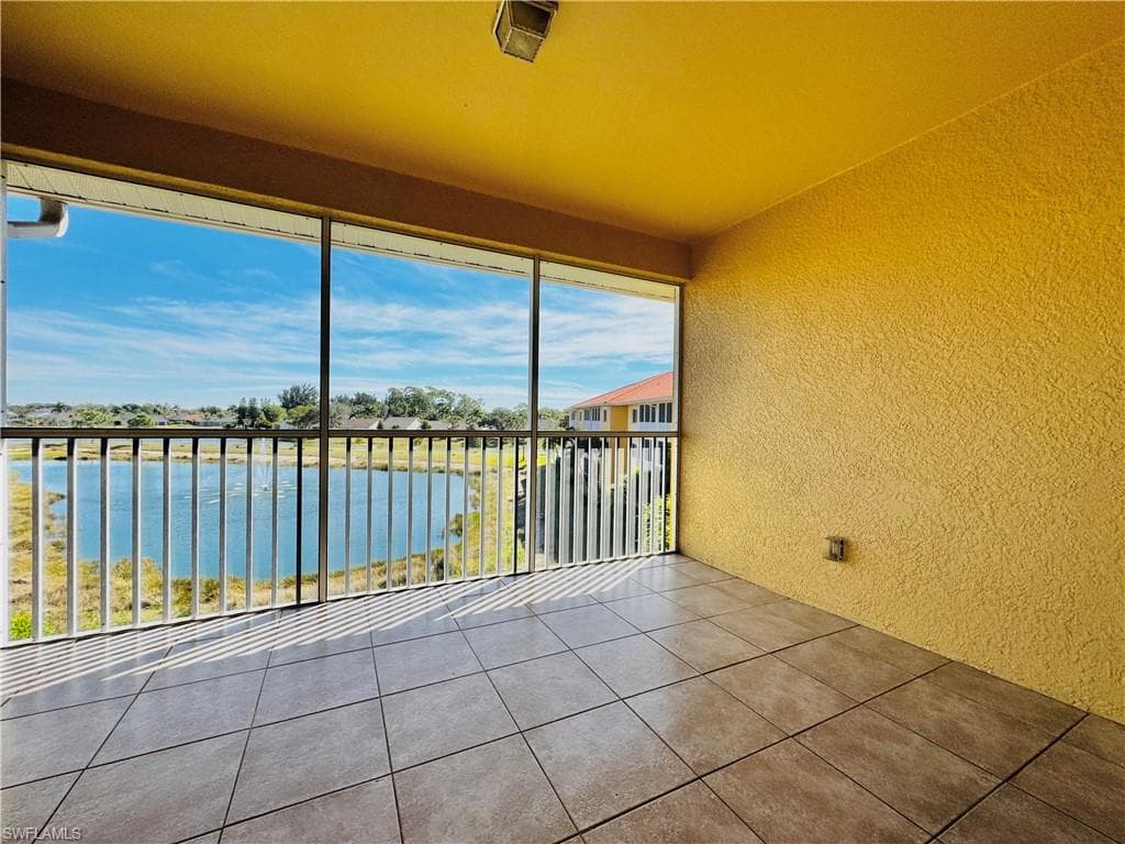 10010 Maddox LN # 318, BONITA SPRINGS FL 34135-33