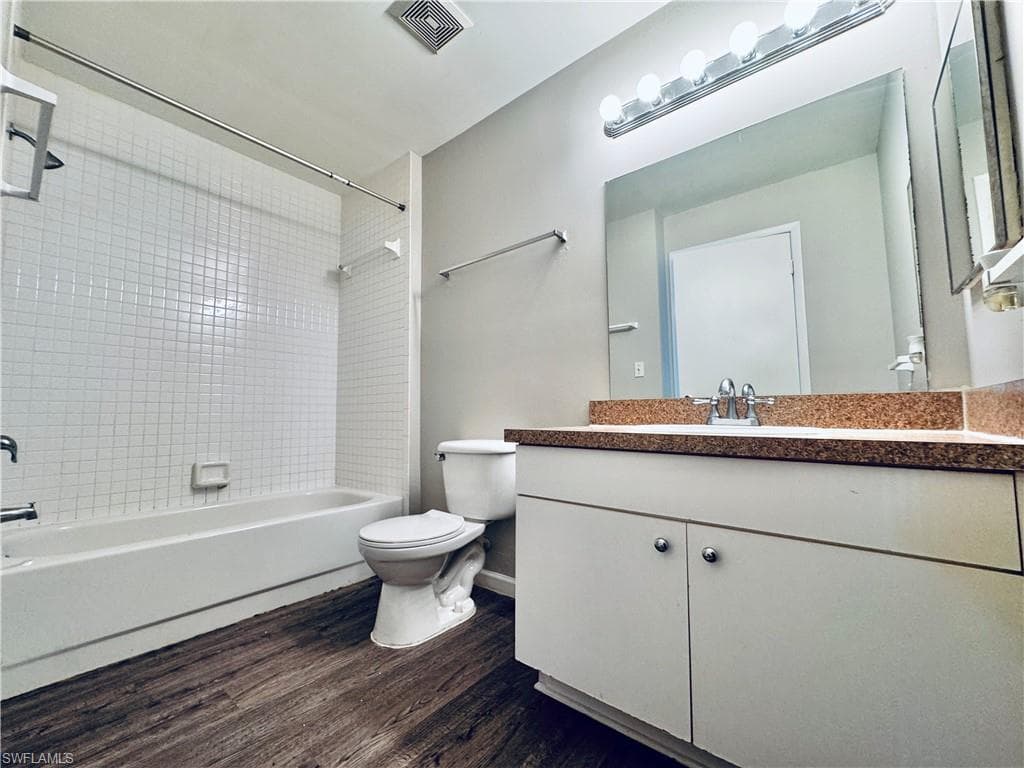 3407 Winkler AVE # 308, FORT MYERS FL 33916-26