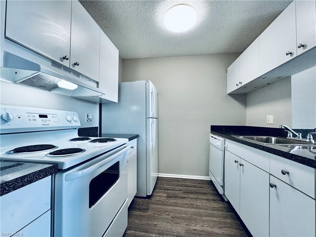 3407 Winkler AVE # 308, FORT MYERS FL 33916-12
