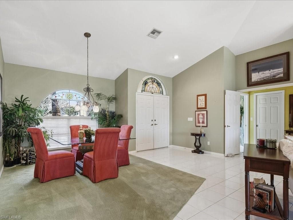 127 Newport DR, NAPLES FL 34114-4