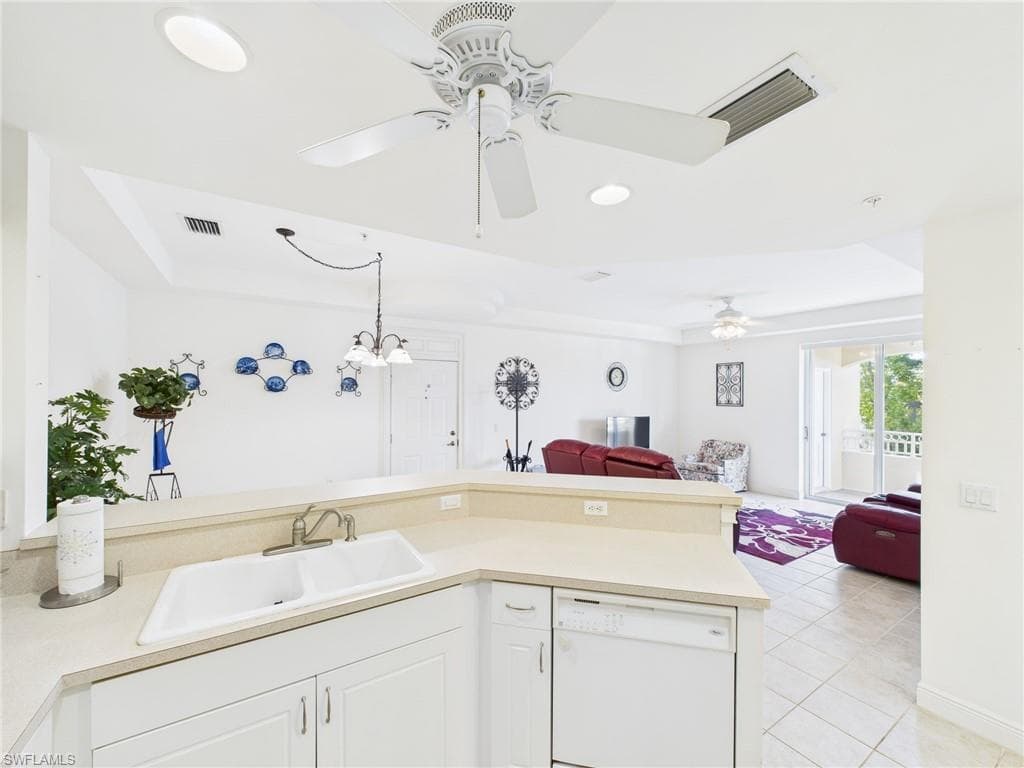 1518 SW 50th ST # 303, CAPE CORAL FL 33914-3