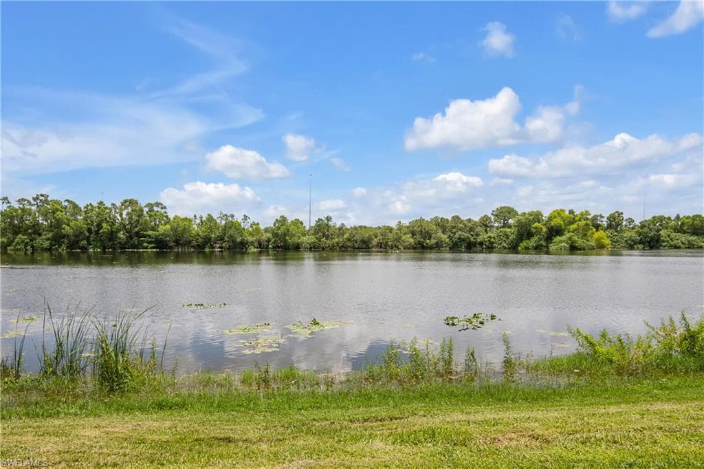 1284 Verde DR # 2, NAPLES FL 34105-19