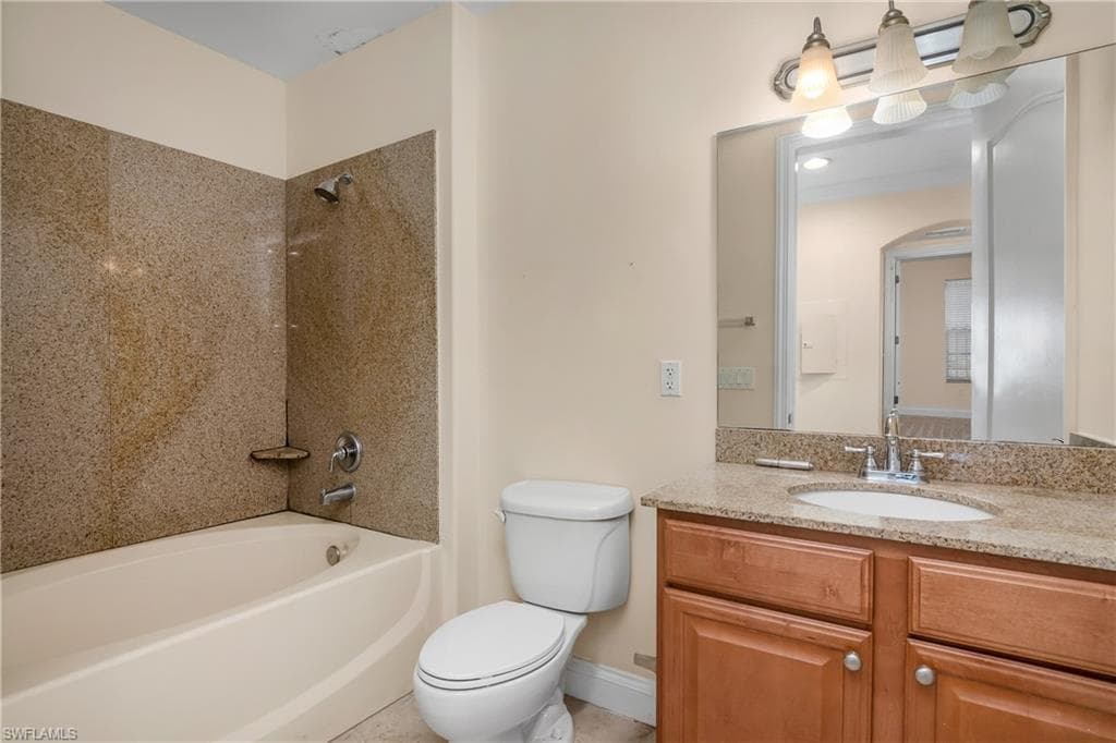 1284 Verde DR # 2, NAPLES FL 34105-17