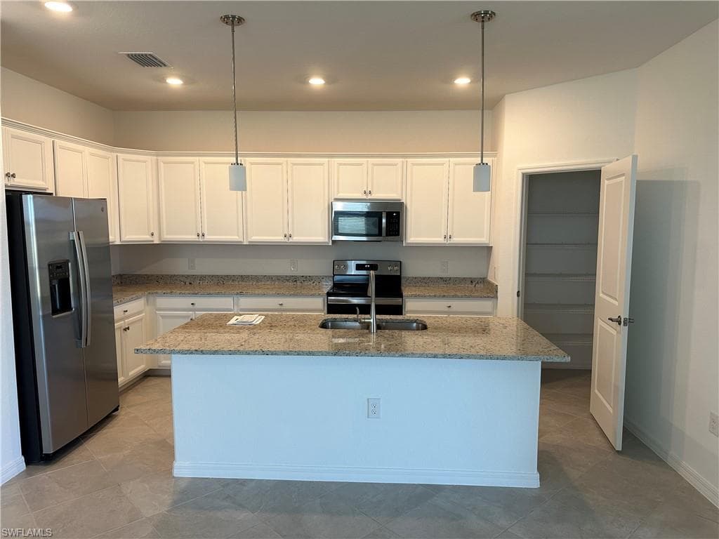 14717 Palamos CIR, FORT MYERS FL 33905-2