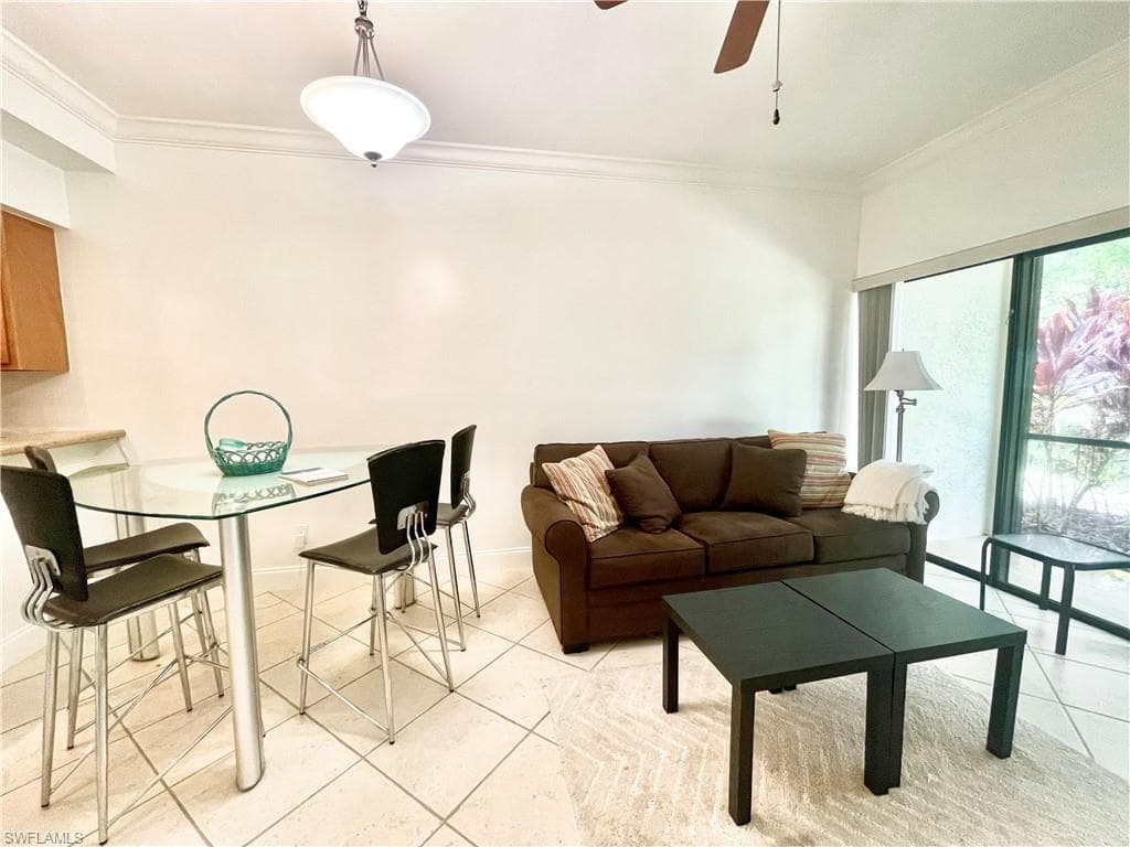 3323 olympic drive DR # 714, NAPLES FL 34105-8