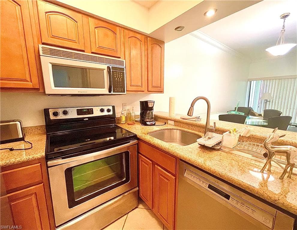3323 olympic drive DR # 714, NAPLES FL 34105-13