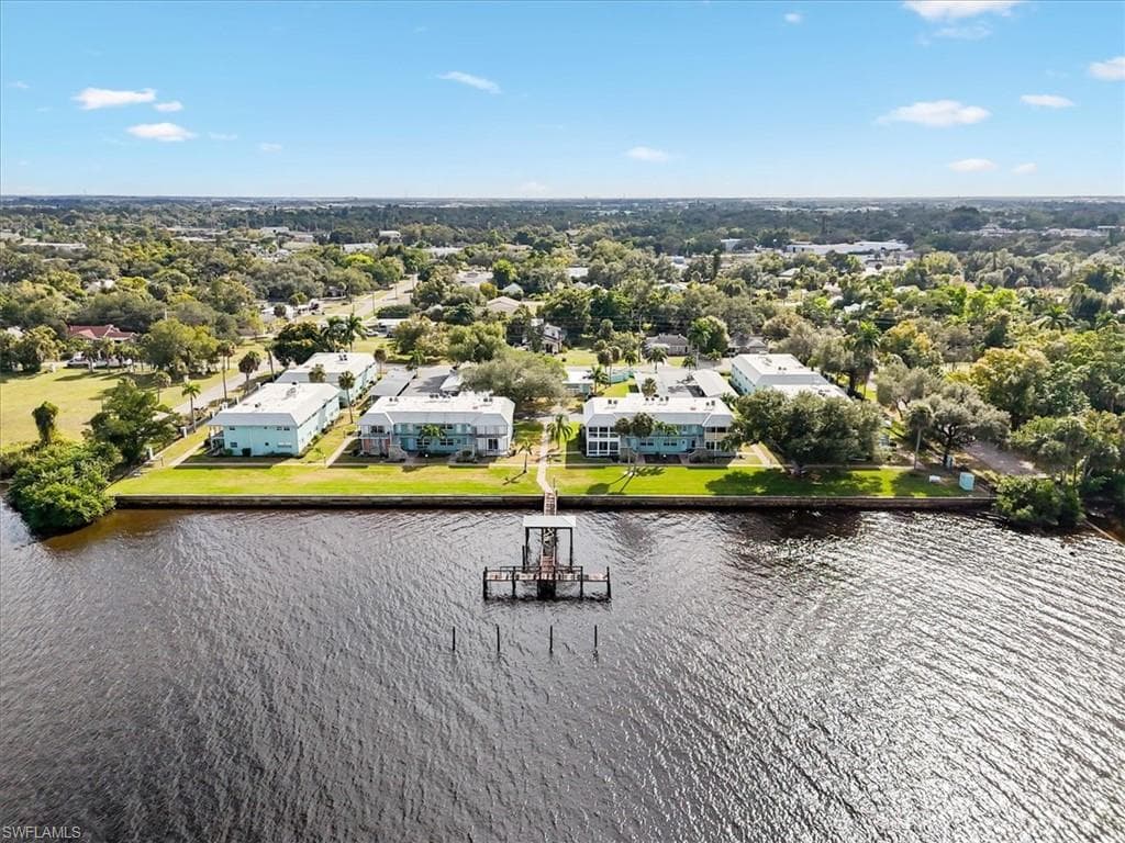 3225 E Riverside DR # F, FORT MYERS FL 33905-25