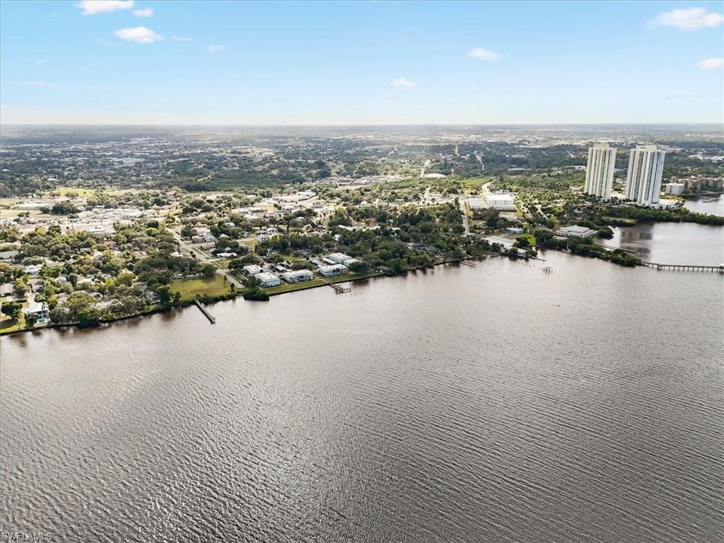 3225 E Riverside DR # F, FORT MYERS FL 33905-24