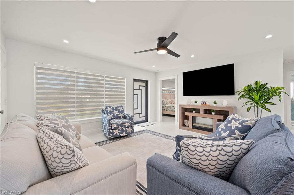 139 San Salvador ST, NAPLES FL 34113-11