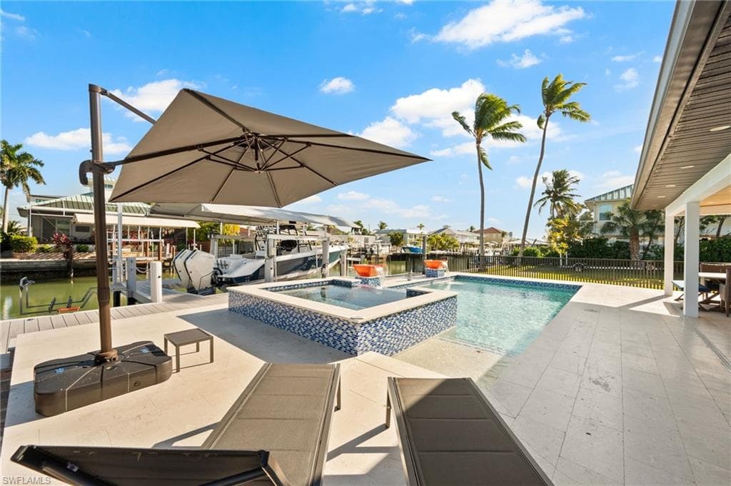 139 San Salvador ST, NAPLES FL 34113-32