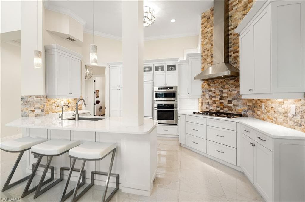 27556 River Reach DR, BONITA SPRINGS FL 34134-8