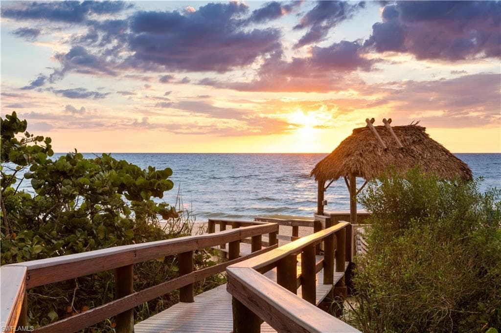 27556 River Reach DR, BONITA SPRINGS FL 34134-49