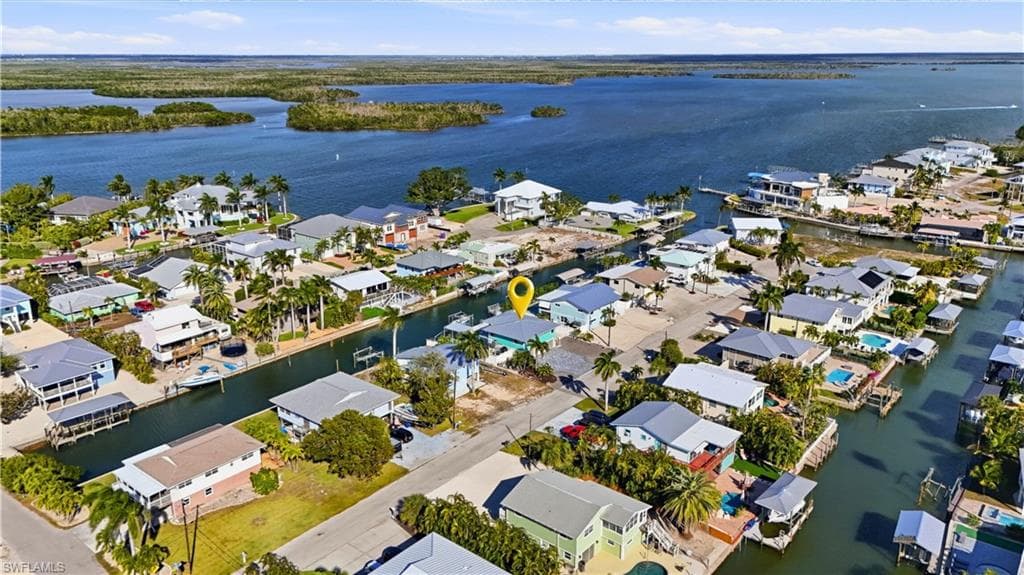 7 Avenida Carita, FORT MYERS BEACH FL 33931-5