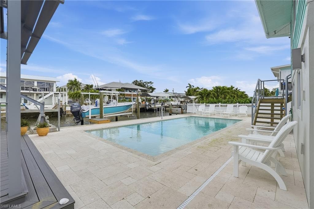 7 Avenida Carita, FORT MYERS BEACH FL 33931-37