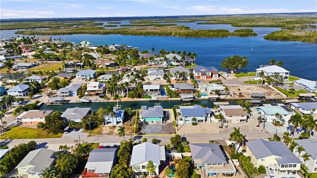 7 Avenida Carita, FORT MYERS BEACH FL 33931-48
