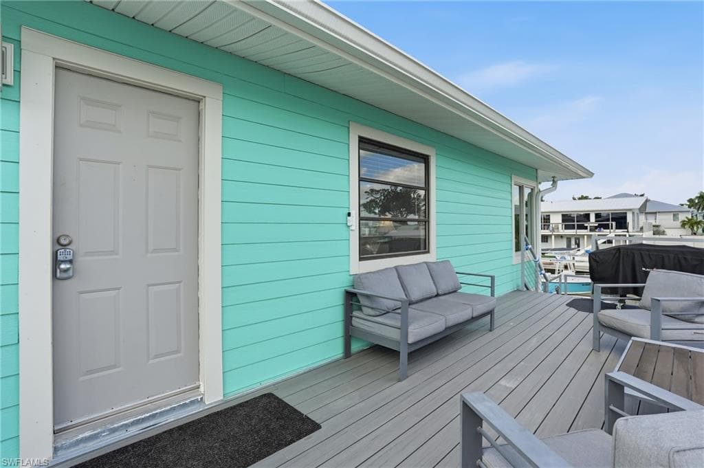 7 Avenida Carita, FORT MYERS BEACH FL 33931-10