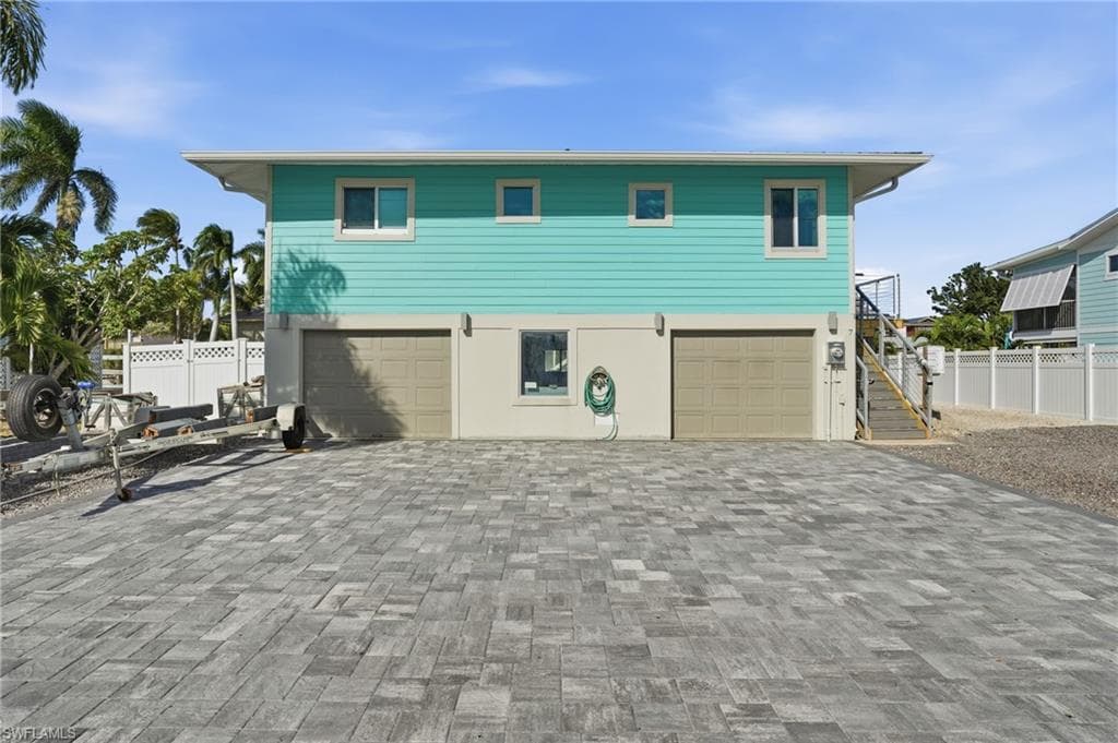 7 Avenida Carita, FORT MYERS BEACH FL 33931-3